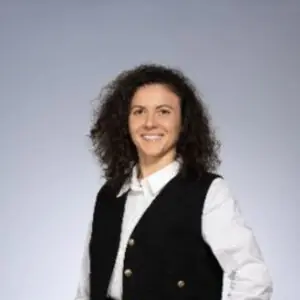 Me Oriya Djebli, avocat au Barreau de Paris