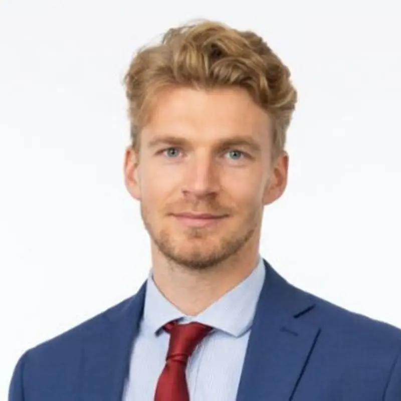 Me César Becot, avocat au Barreau de Paris